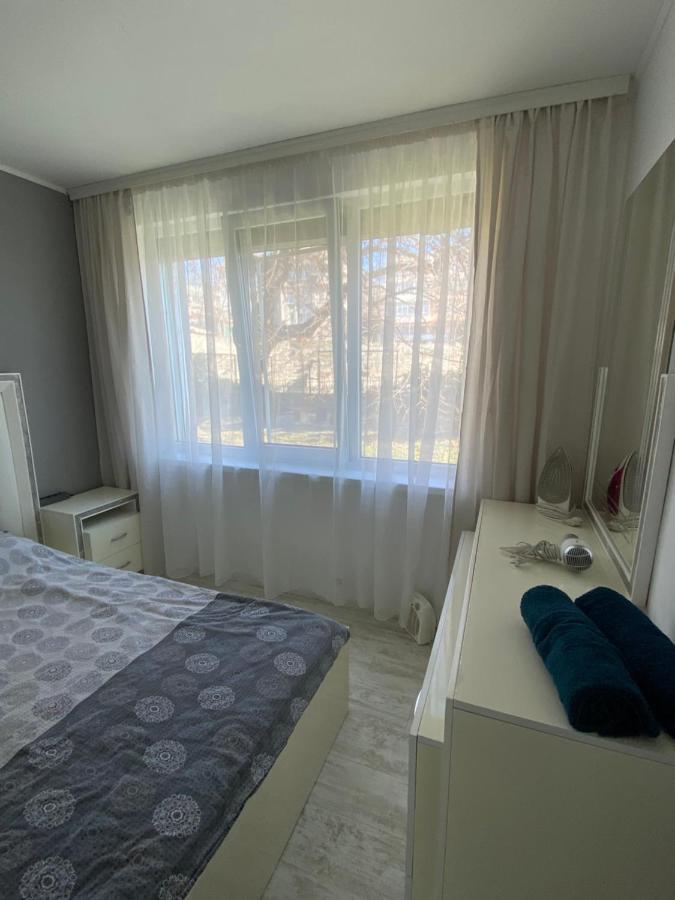 Odessos Appartamento Varna Esterno foto