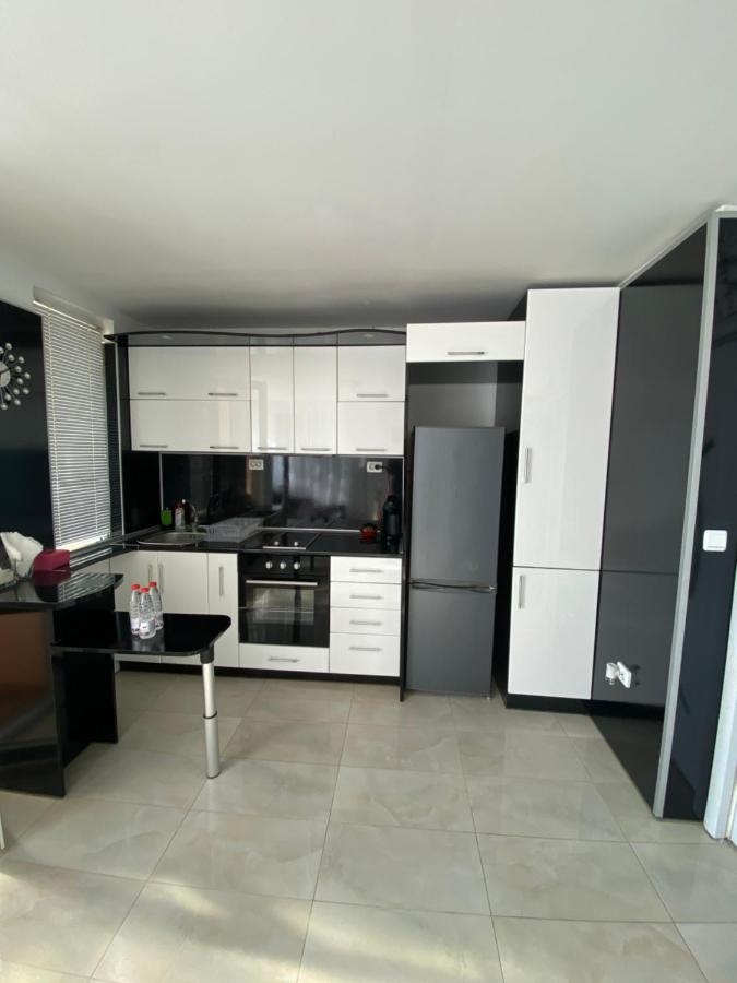 Odessos Appartamento Varna Esterno foto