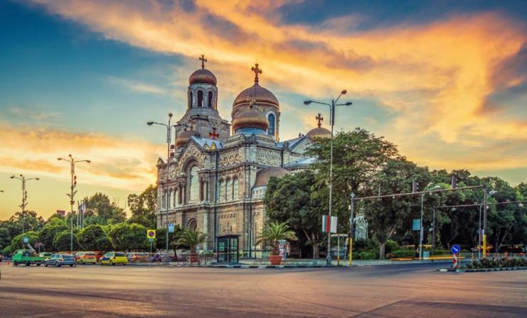 Odessos Appartamento Varna Esterno foto